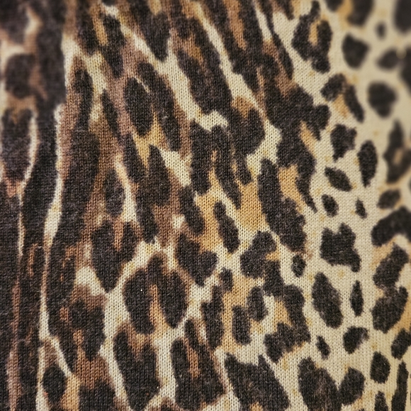 J.CREW 100% Merino Wool Sweater. - Picture 4 of 5